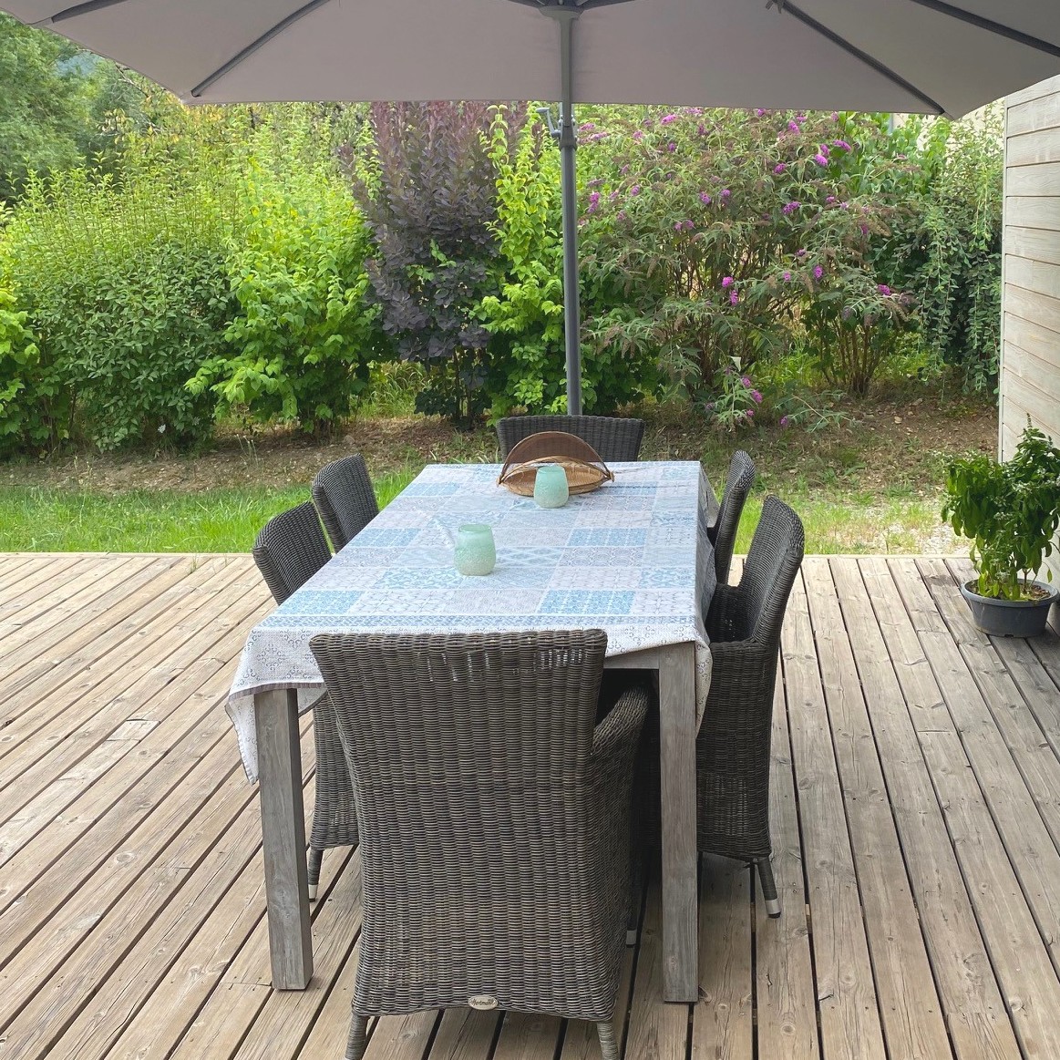 Outdoor dining table Outdoor dining table